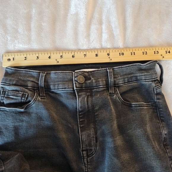 PacSun High Rise Jegging Distressed Ripped knee Black Raw Hem Jeans Size 28 EUC - Picture 3 of 10